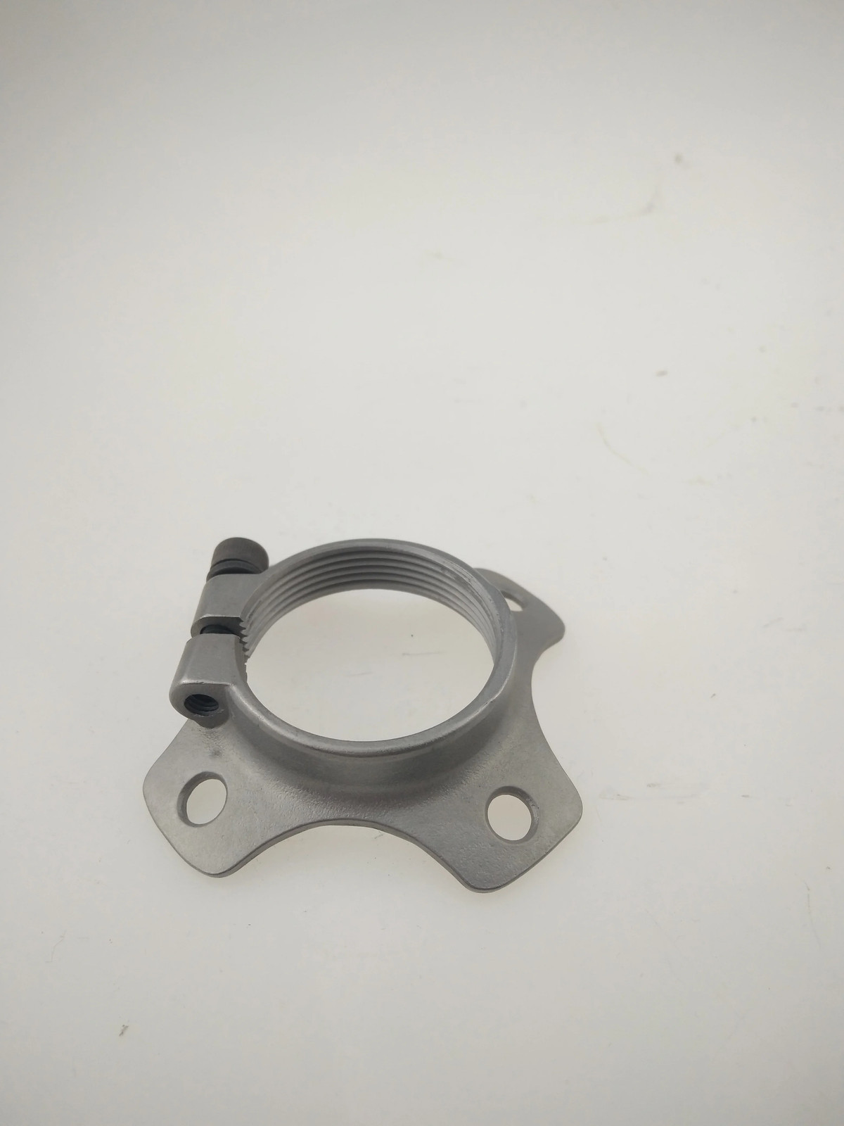 Rotatable Female 4-Jaw Plate Prosthetic Leg Connector