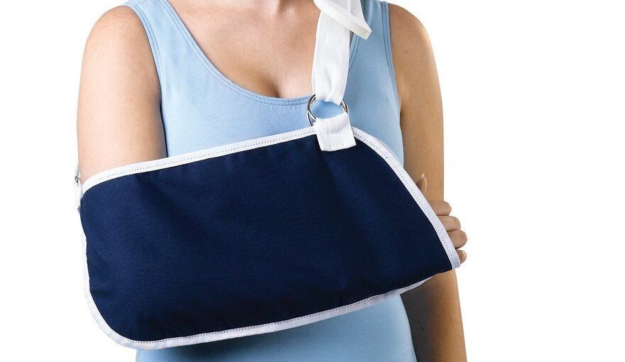Medline Deep Pocket Arm Sling with Neck Pad-Size M-NEW IN BOX