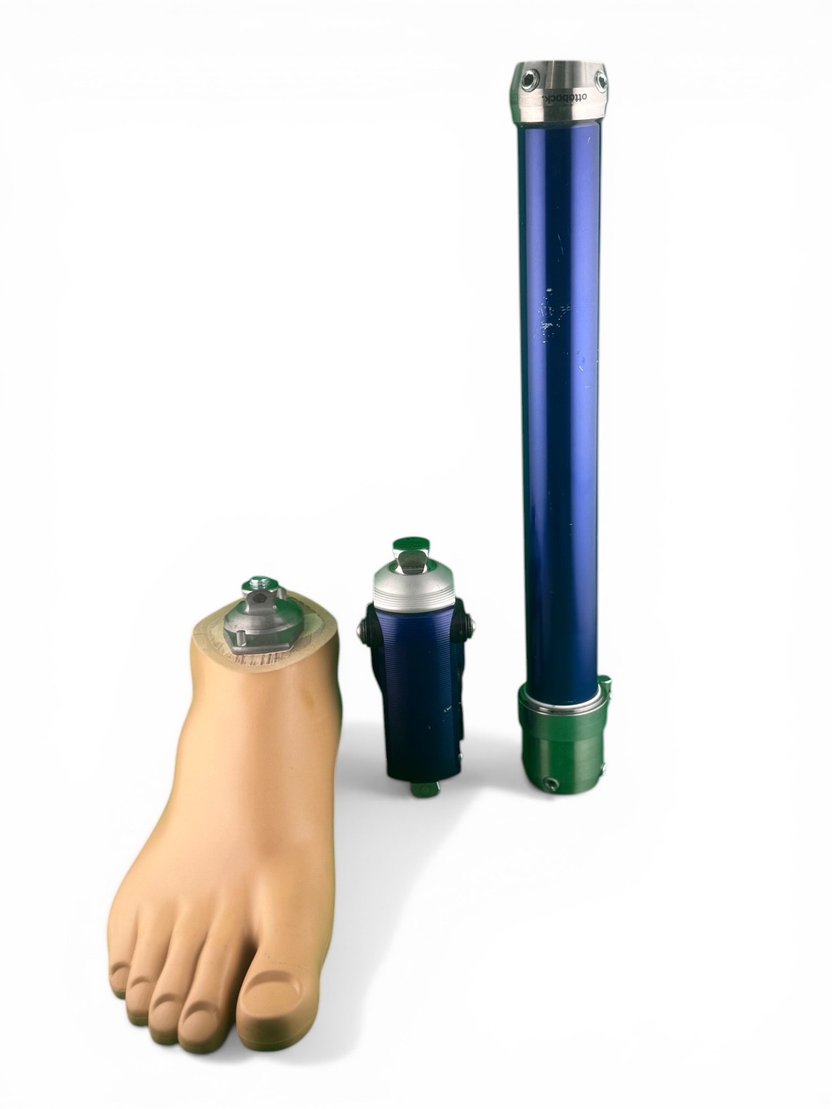 otto bock 3WR95 1WR95 4WR95=3 2WR95=1 aqua prosthetic. Knee, right foot sz 27
