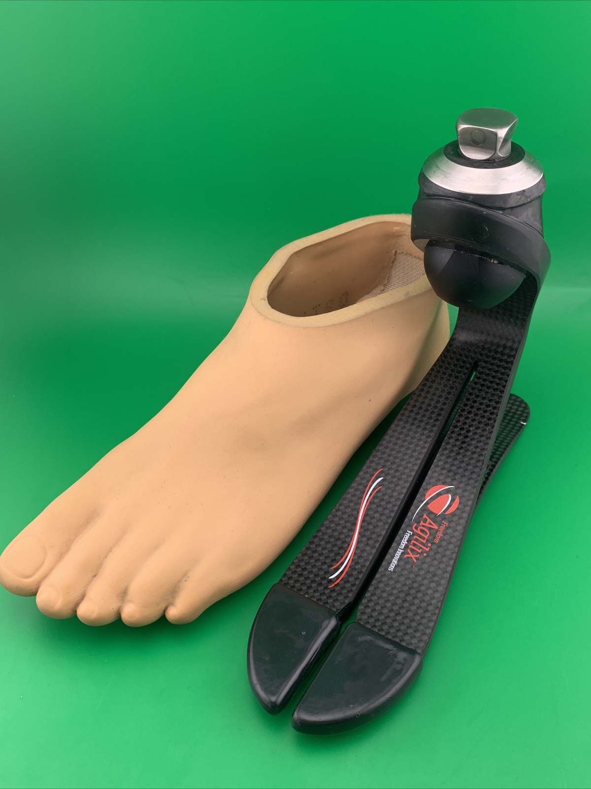 freedom agilix prosthetic foot. size 23. category 4. Prosthetic Foot.