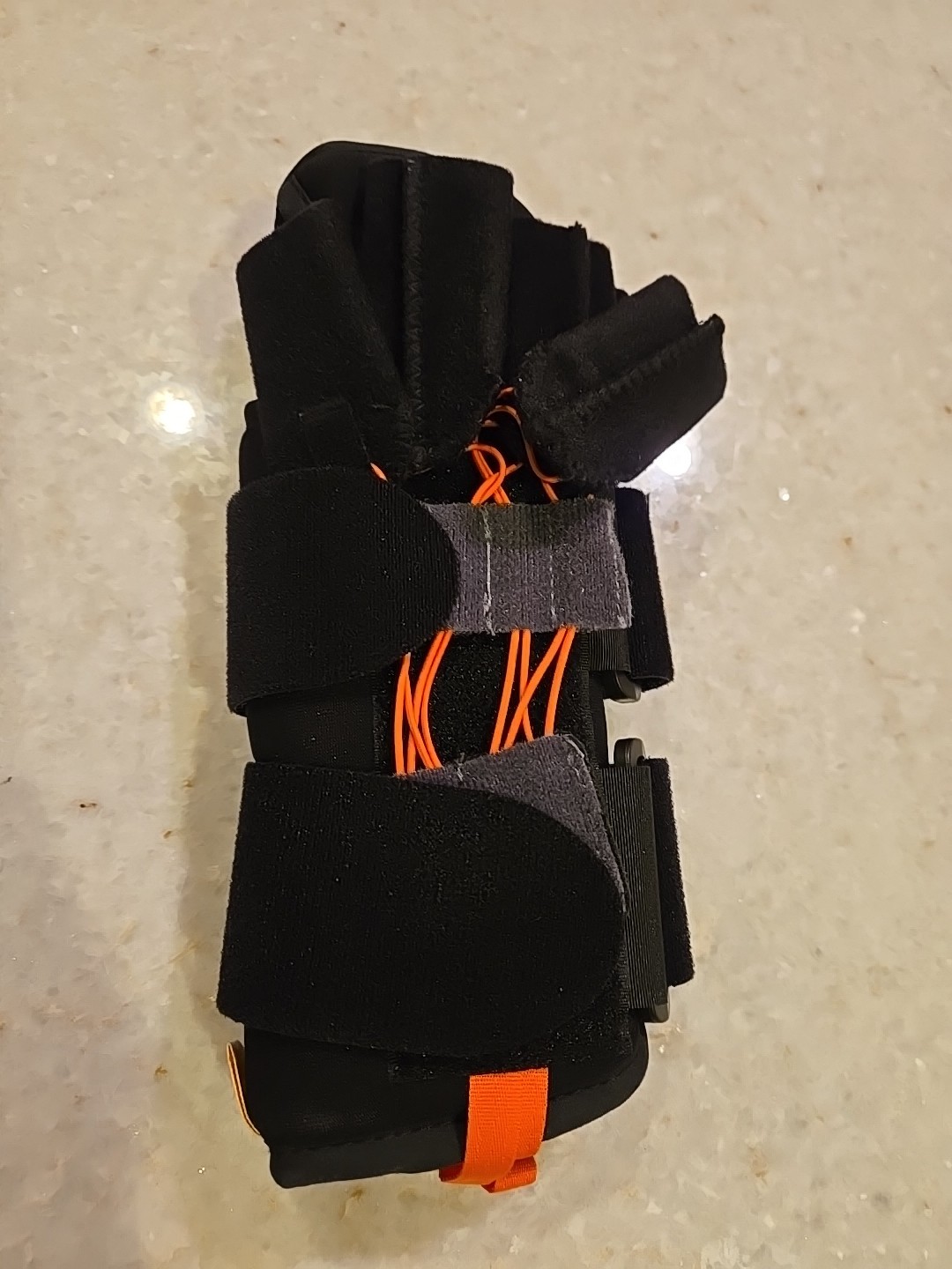 Rapid Wrist Brace (with Finger Exerciser) – RW200