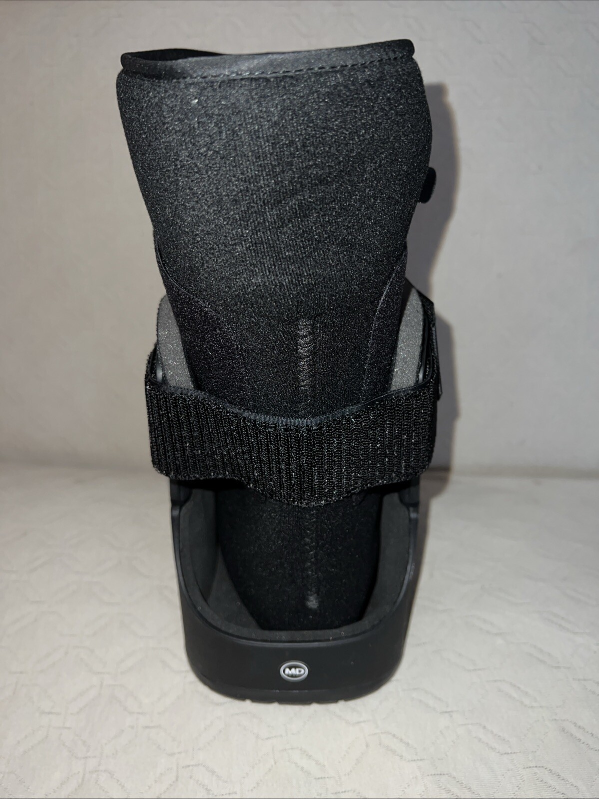 UNITED ORTHO Air Stabilizer Ankle Walker Fracture Boot – Size Medium Unisex NEW