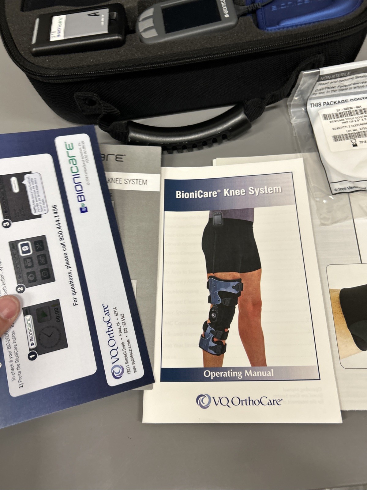Bionicare VQ OrthoCare Knee System With Case And Extras With Battery Good Cond
