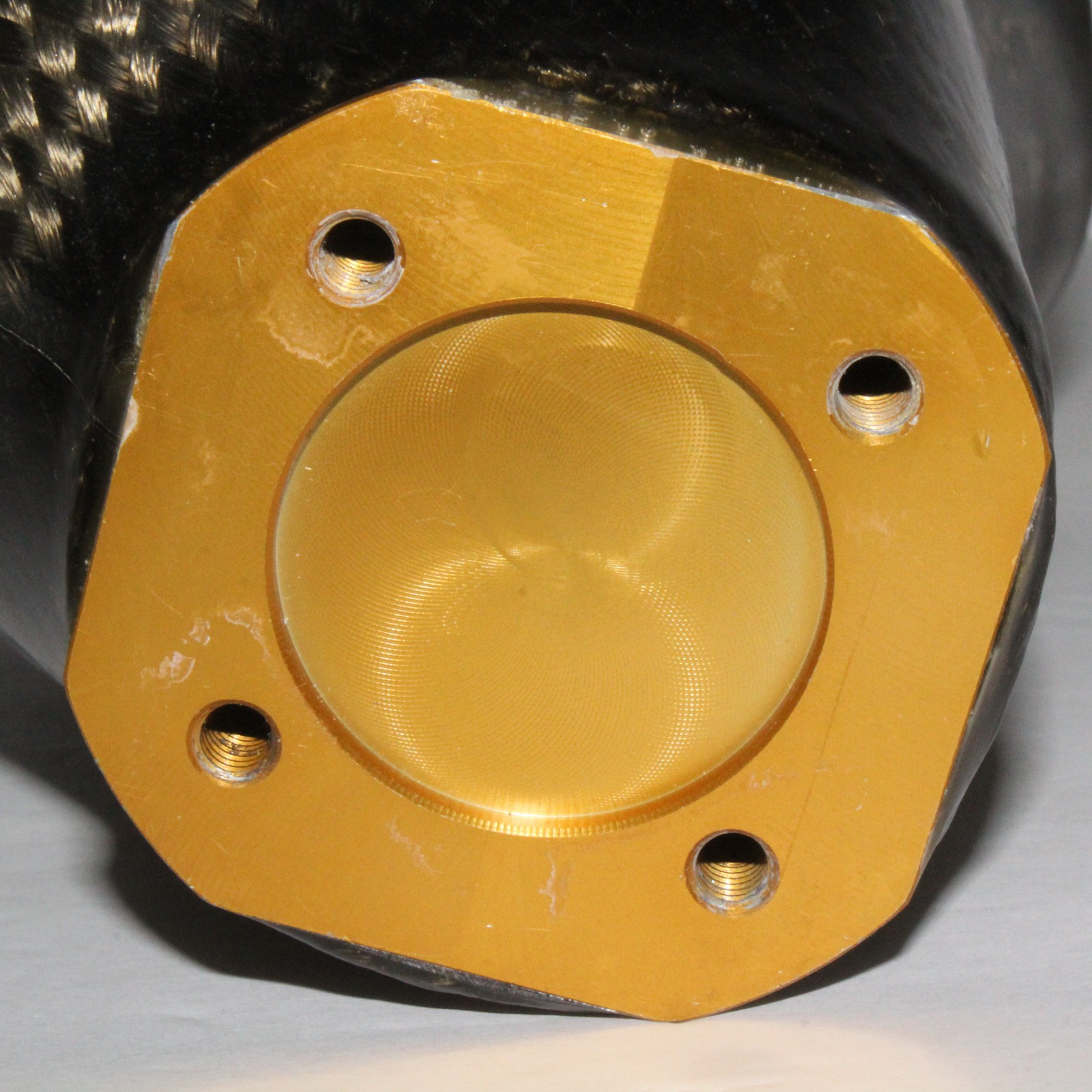 CLEAN BELOW-KNEE CARBON FIBER PROSTHETIC CALF SOCKET w/ DISTAL MOUNTING BASE