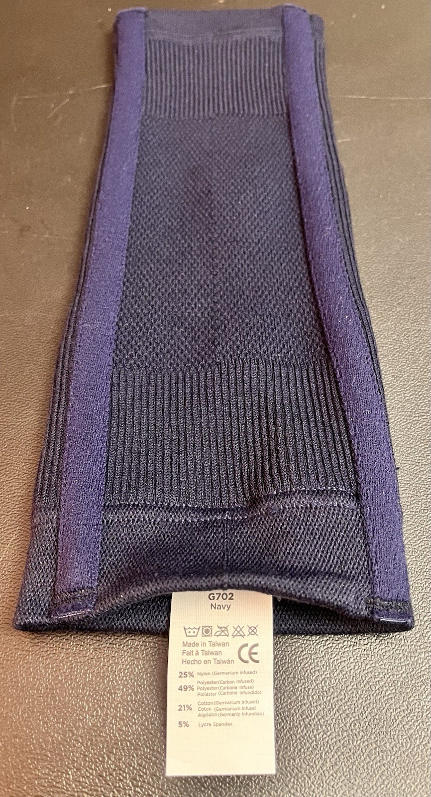 Incrediwear Knee Sleeve Medium Navy Pain Relief Support – Used Good Condition