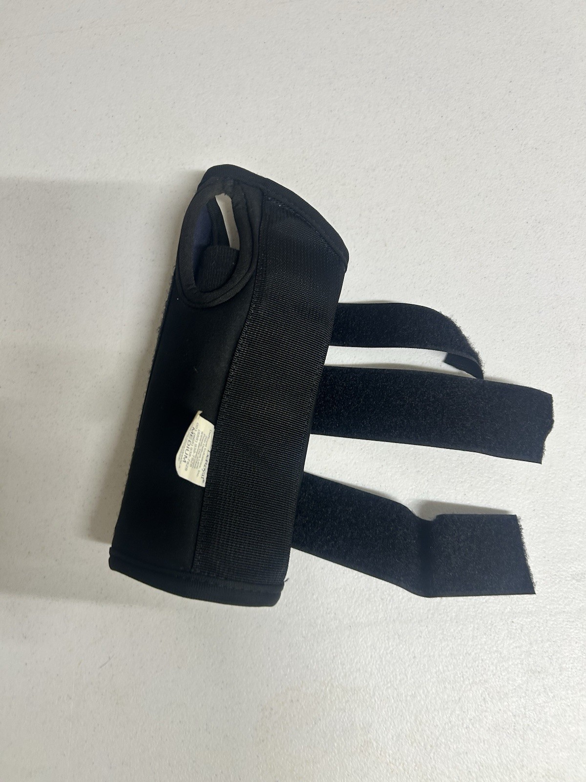 DeRoyal Adjustable Orthopedic Support Brace w/ Straps, Medium, Black