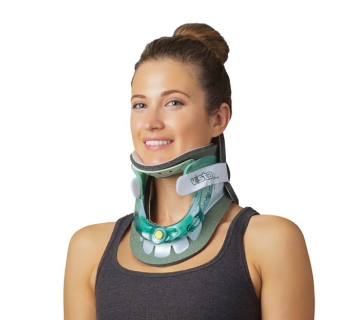 Aspen Vista Collar Set Universal Adjustable w/Extra Pads Brand new In Packaging