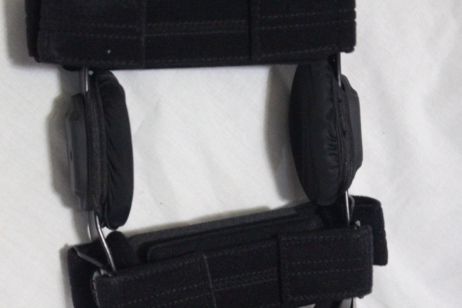NEW Advanced Ortho Hinged ROM Sports Knee Brace for ACL 855 L Medium NIP