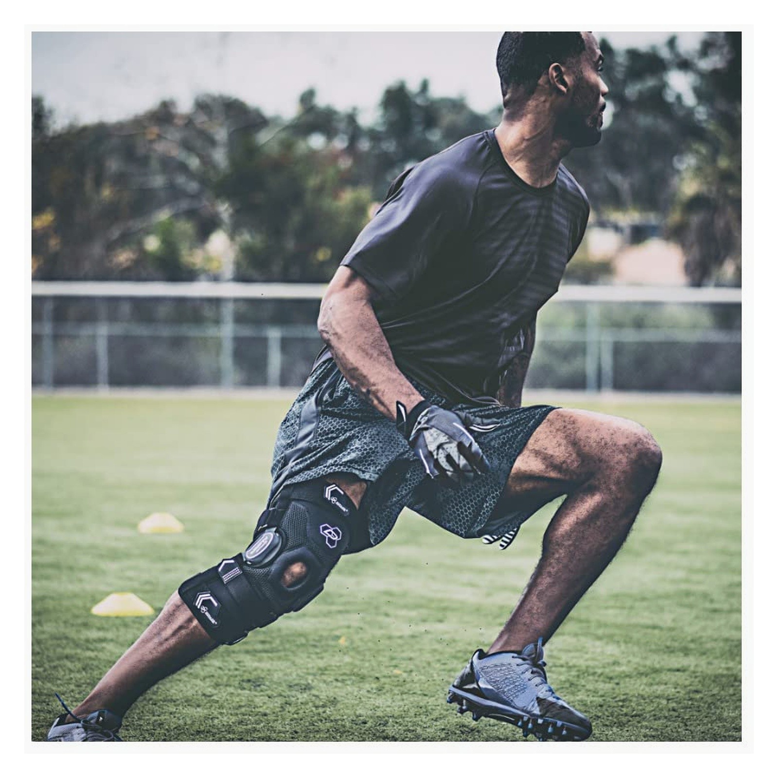 DonJoy Performance BIONIC FULLSTOP Knee Brace for ACL Size: Medium Style: Medium