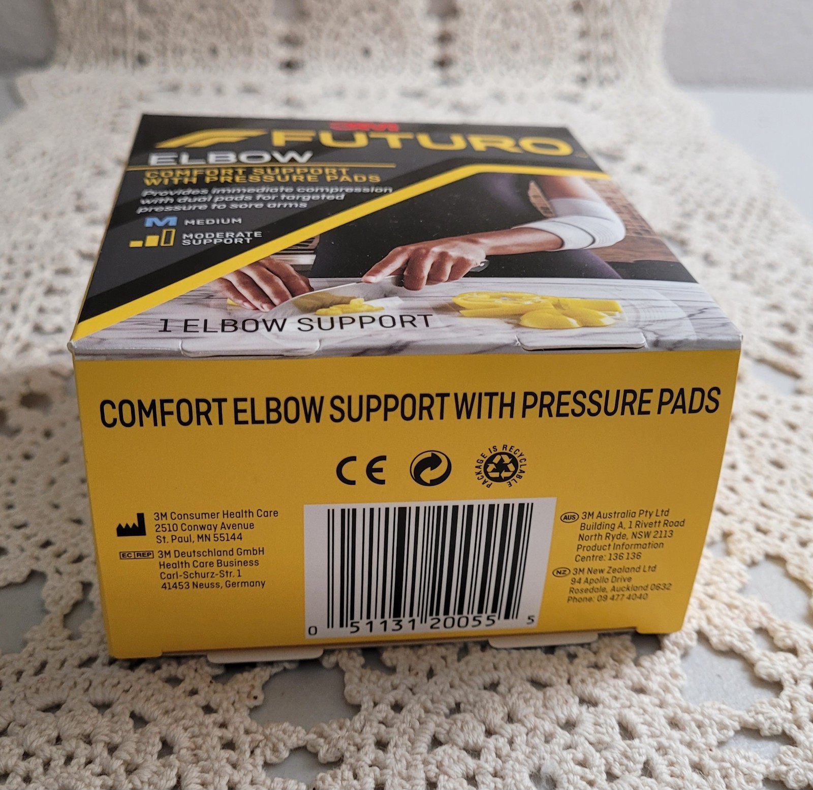 FUTURO Comfort Elbow Support with Pressure Pads, Medium 47862 – Moderate Support