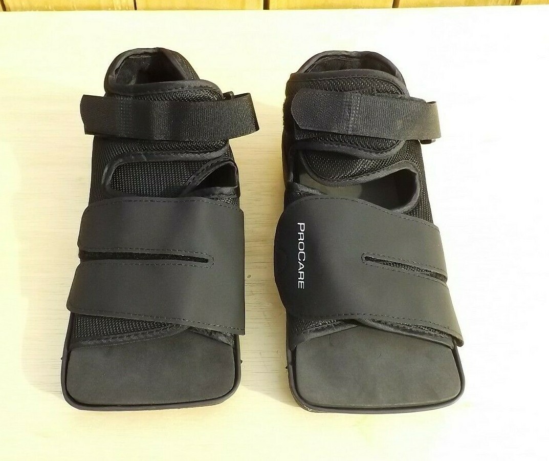 ProCare Squared Toe Post-Op Shoes, Black, Size Small Men (5.5-7) Women (6.5-8)