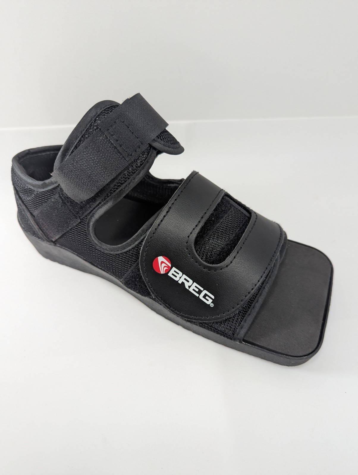 BREG Walking Shoe Square Toe Post Op Size Small 10.5″ Black Hook Loop NWOT