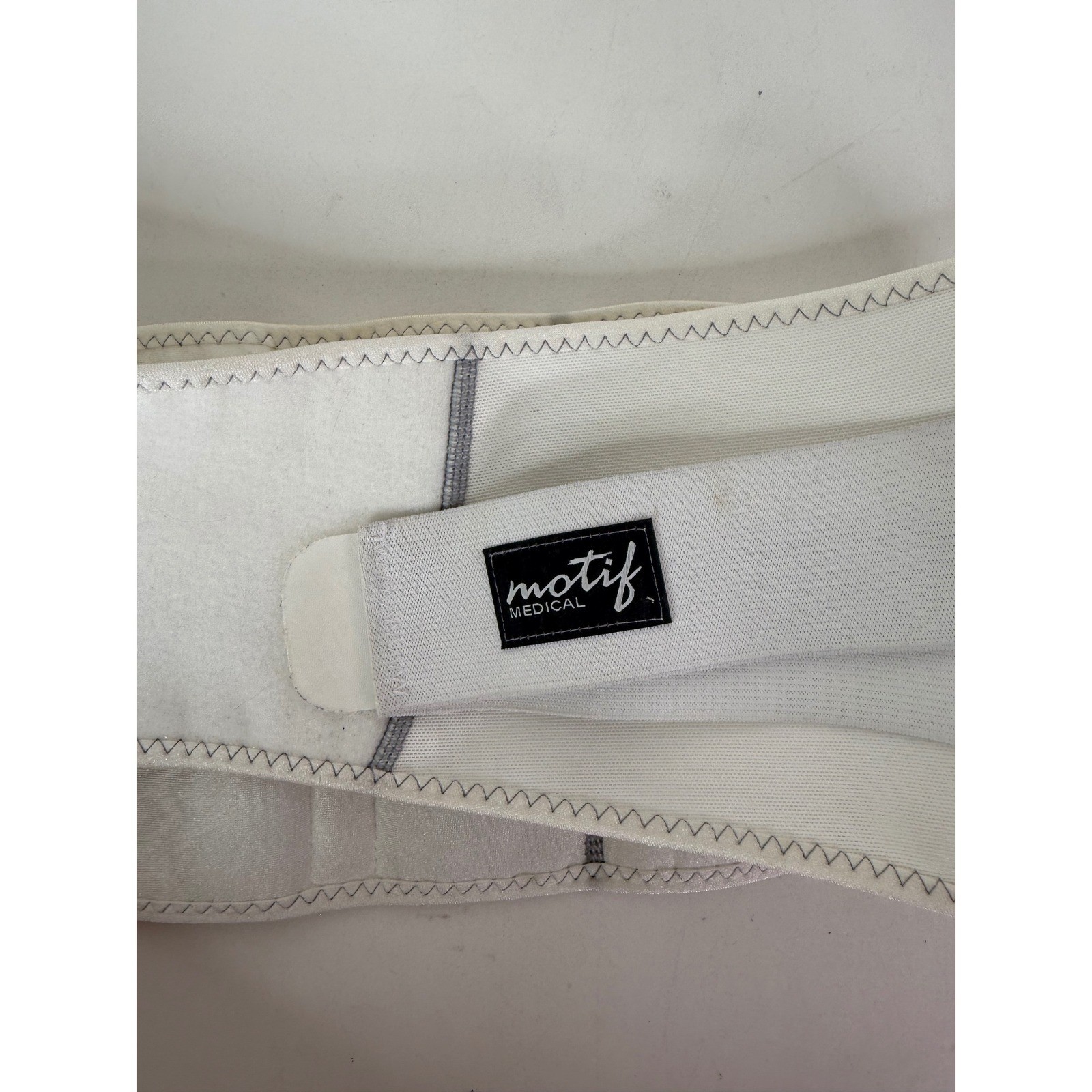 Motif Medical Maternity Support Band Women’s Large Belly Back Brace White