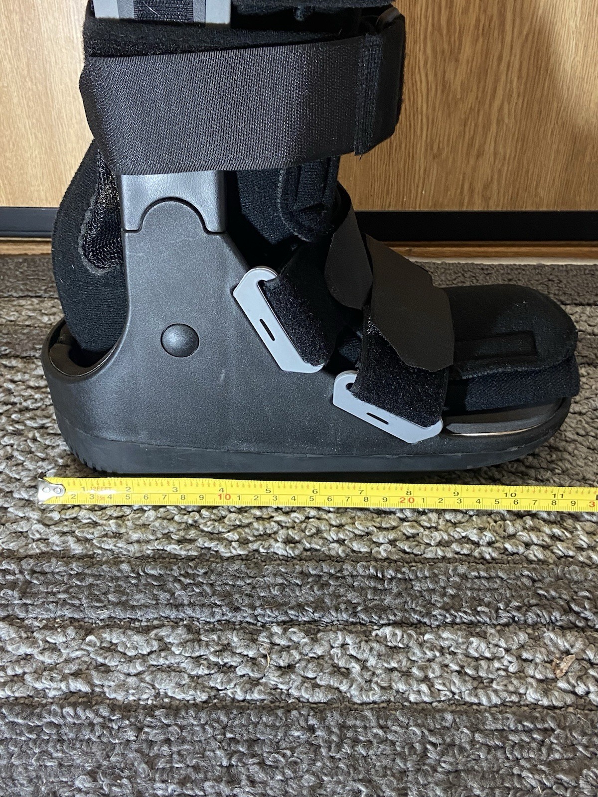 Darco XL Pro Adjustable Walking Boot Foot/Ankle Immobilizer, Minimal Wear n Tear