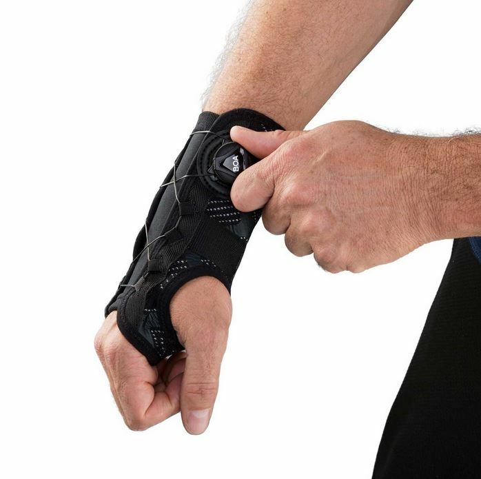 DonJoy Bionic Reel-Adjust Wrist Brace
