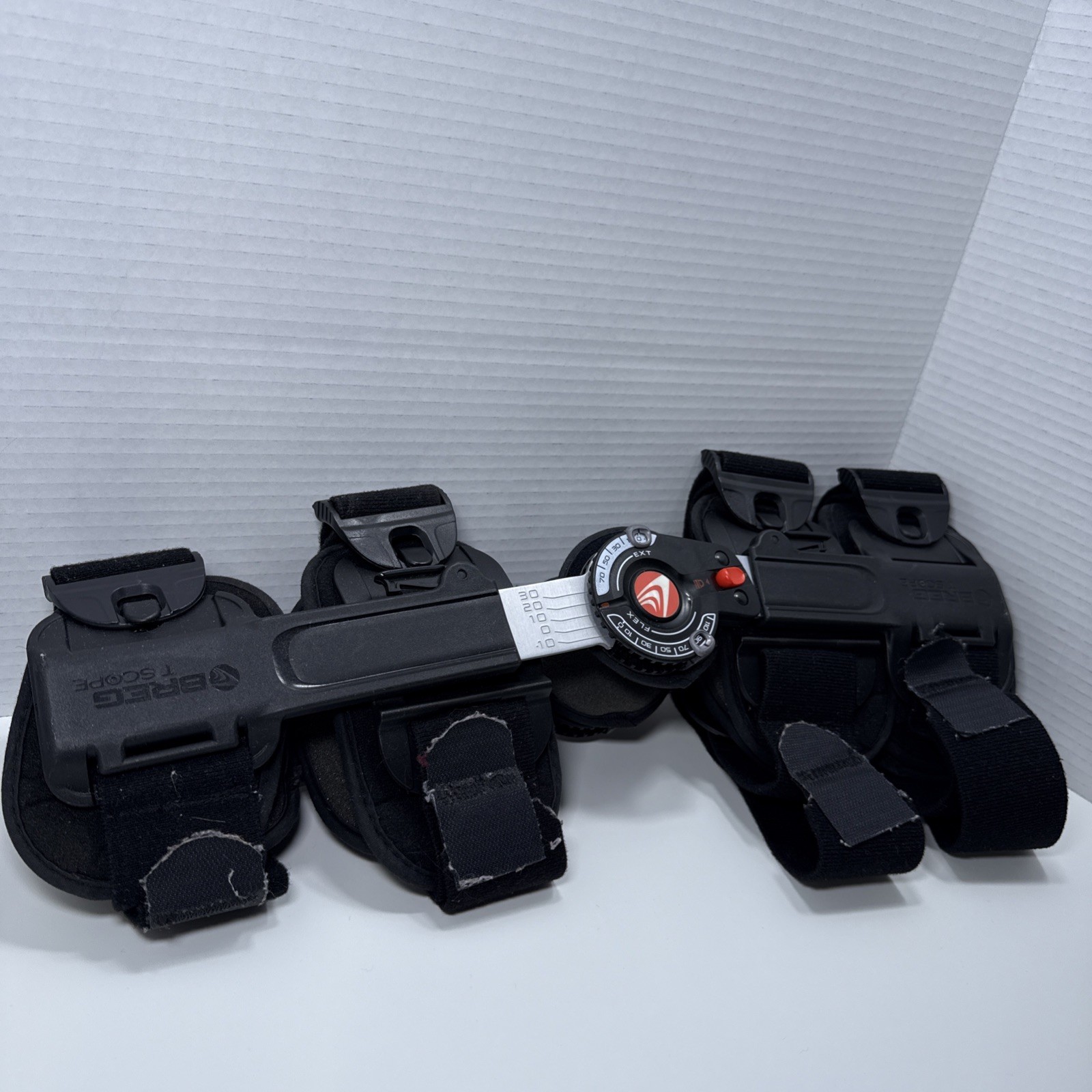BREG T-Scope Knee Brace Premier Post-Op Hinged Adjustable Right Or Left One Size