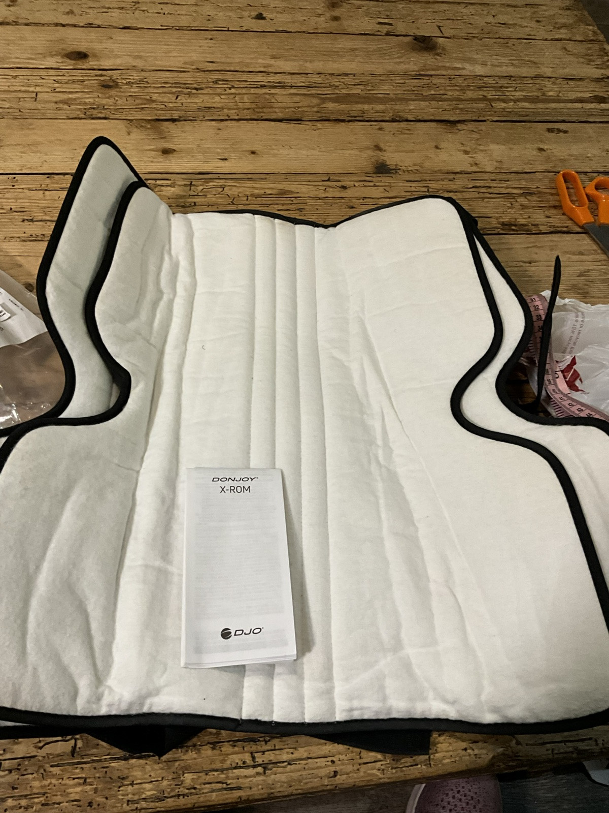 Donjoy X-ROM Post Universal Knee Brace