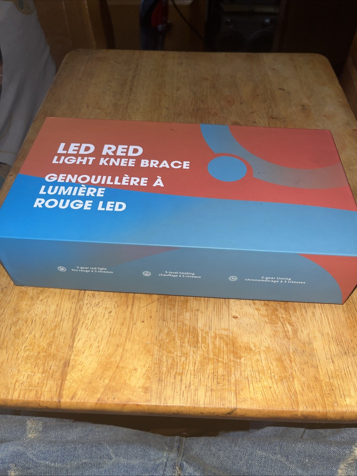 RED LED LIGHT KNEE BRACE (BRAND NEW) ITEM