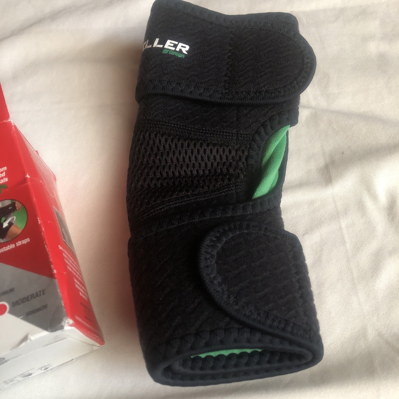 Mueller Adjustable Elbow Support, Black, One Size 6315