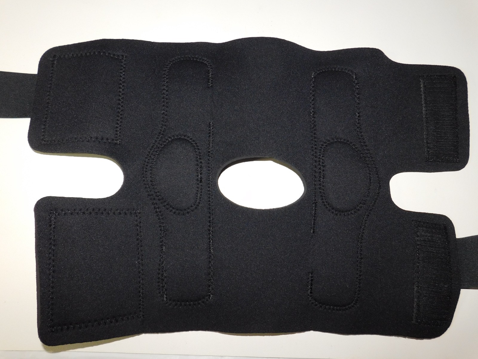 BREG HINGED KNEE SUPPORT WRAP 100629-030 sz M Adult NEW