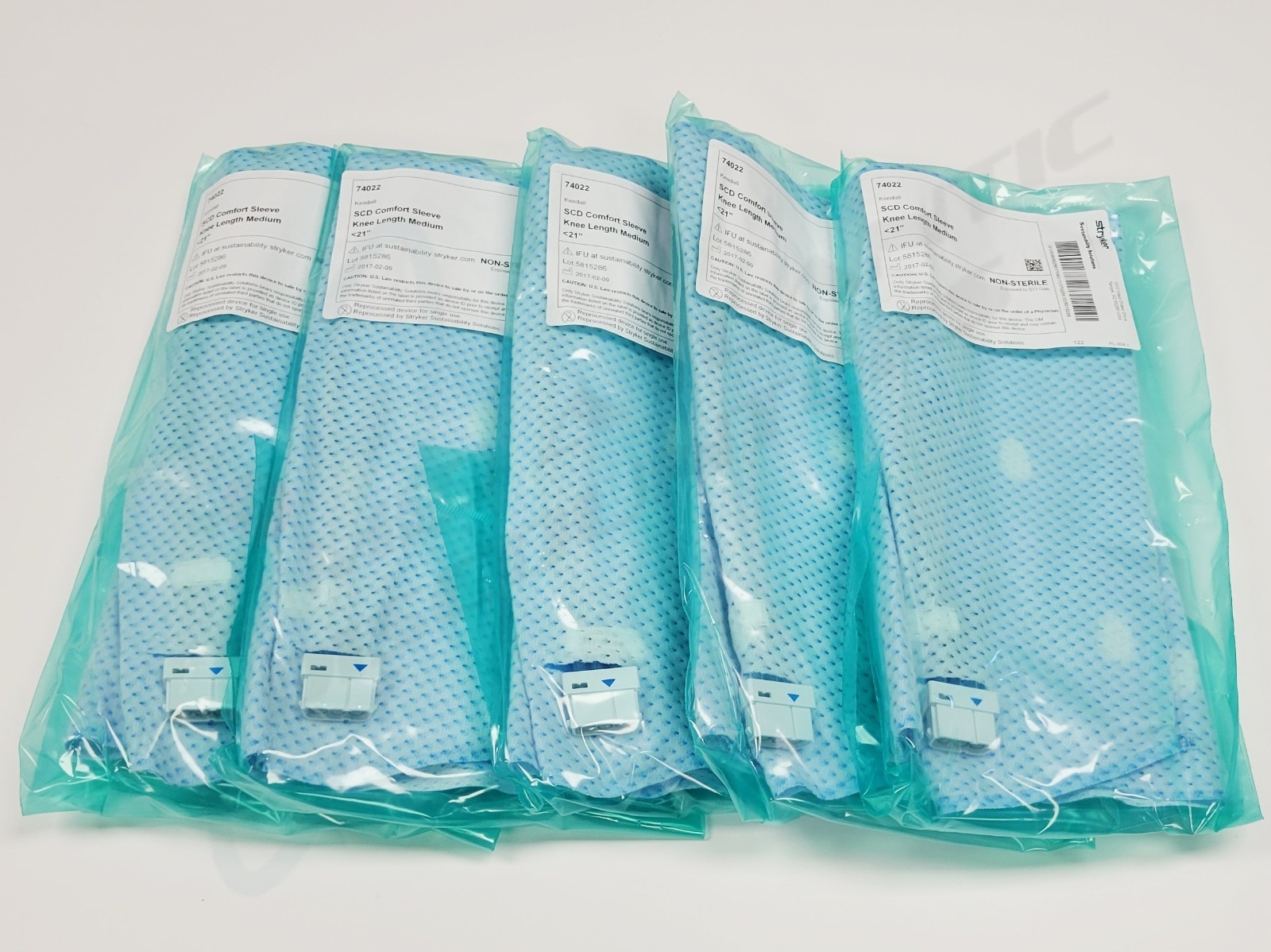 5pk Stryker Kendall SCD 74022 Compression Sleeves Medium Knee Length Up to 21″