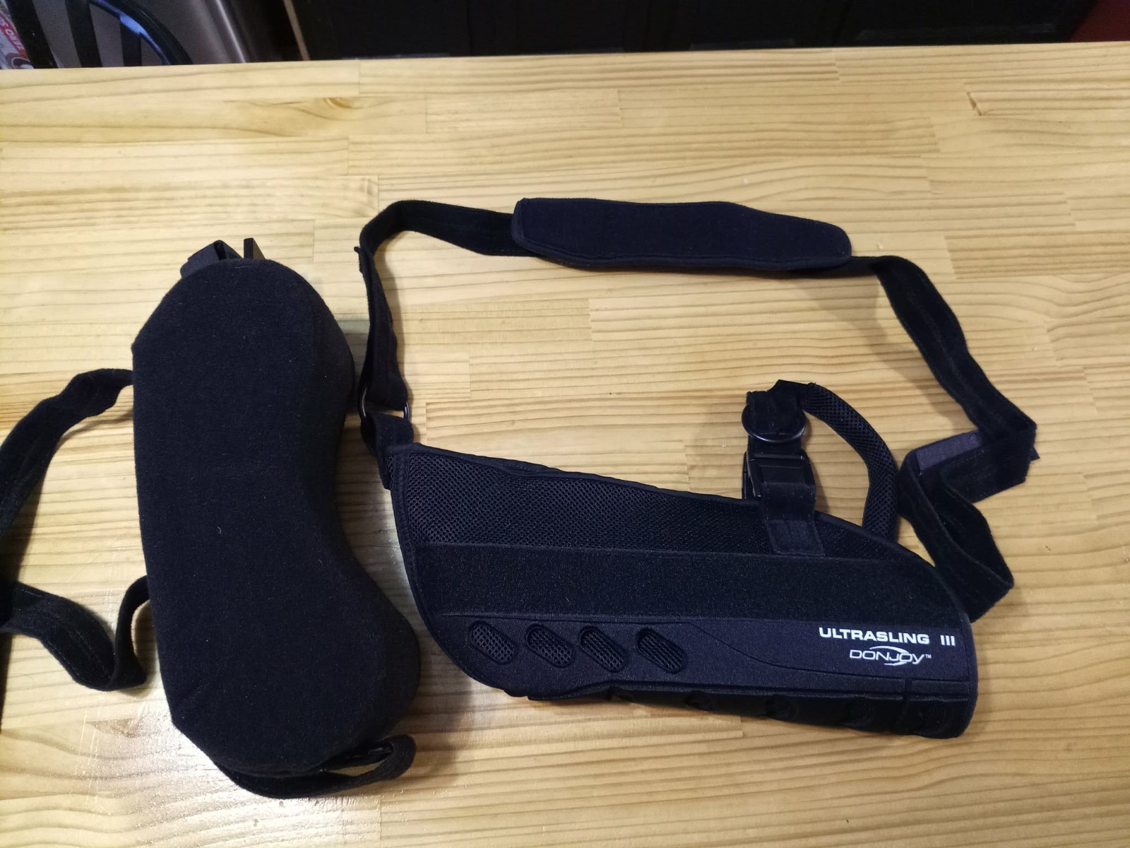 UltraSling III Shoulder Brace w/ Abduction Pillow (Adult) Size Adjustable