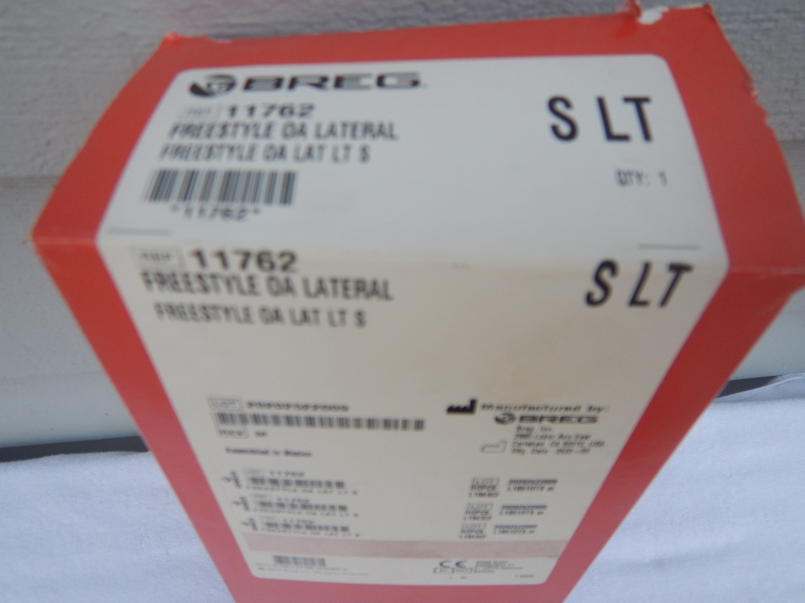 Breg Freestyle OA Lateral Left Size Small Knee Brace IN BOX Part No. 11762