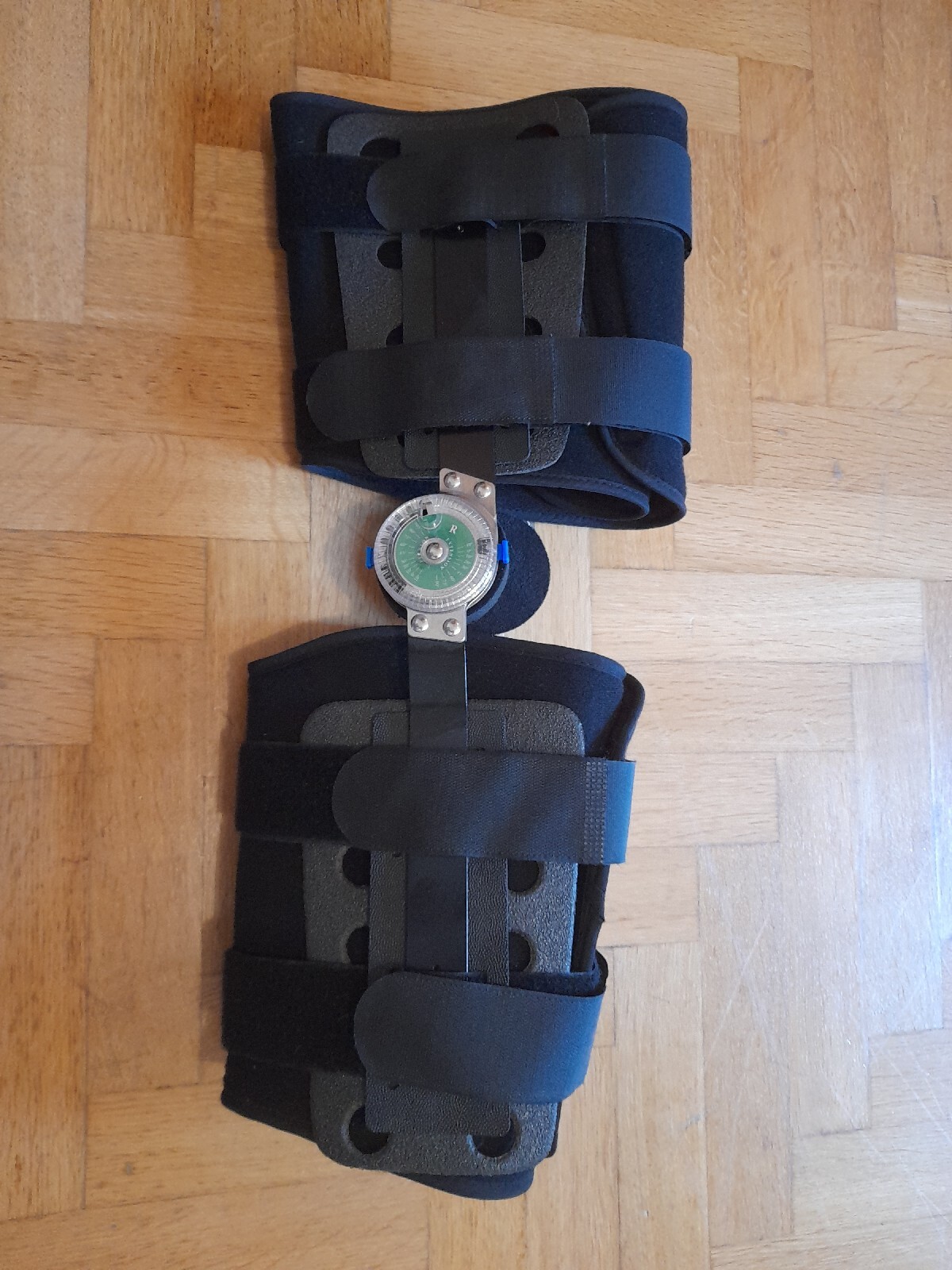 Tutore Ginocchio Post-Operatorio Taglia M colore nero marca: NIPPER