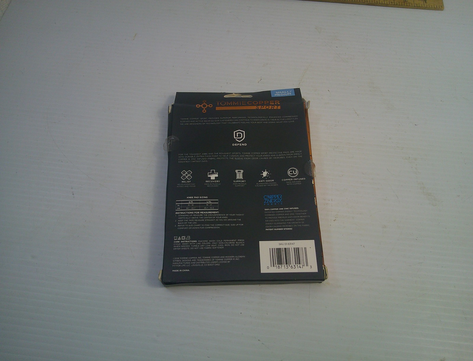 Tommie Copper Protective Knee Pad small med