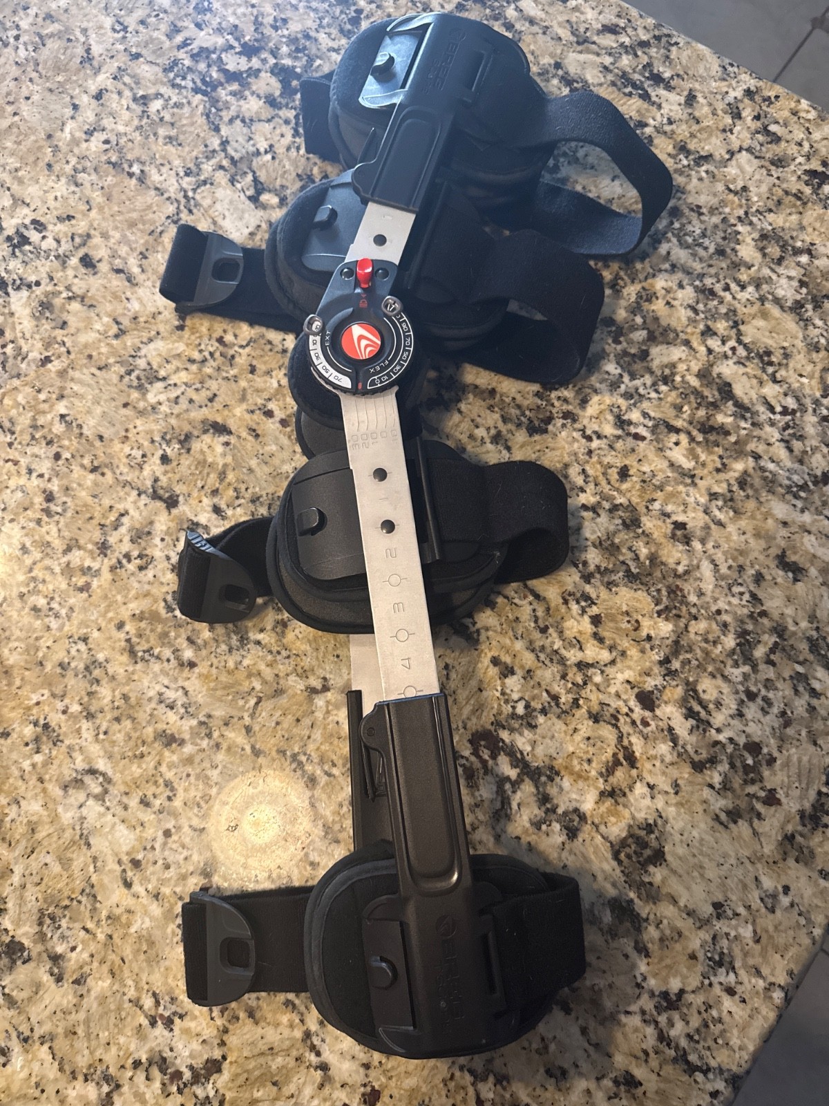 Bregg T-Scope Premier Post Op Knee Brace – Black (08814)