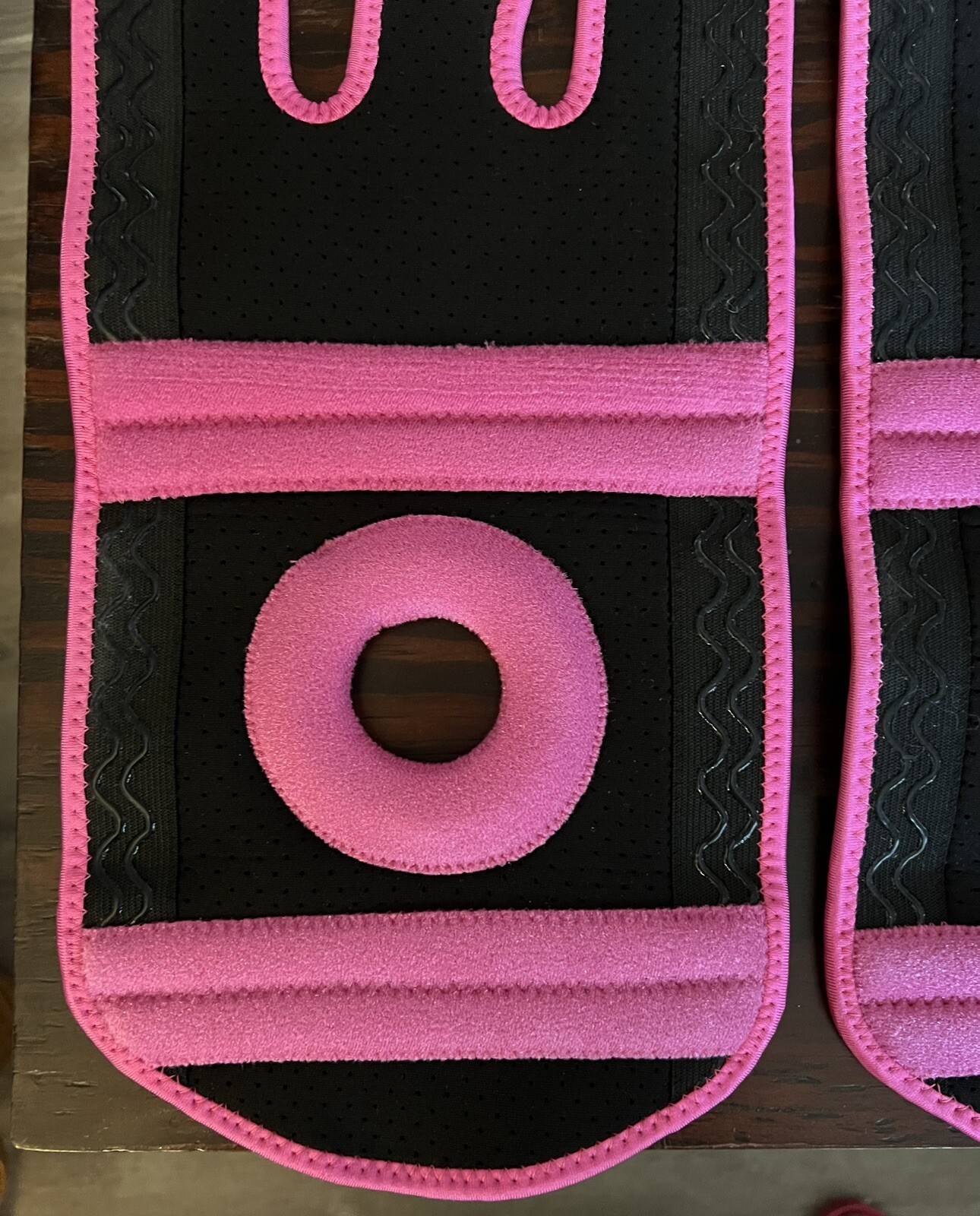 AVIDDA Knee Support Knee Brace Protective Gear Arthritis Pink Sz L/XL Set 2 NEW!