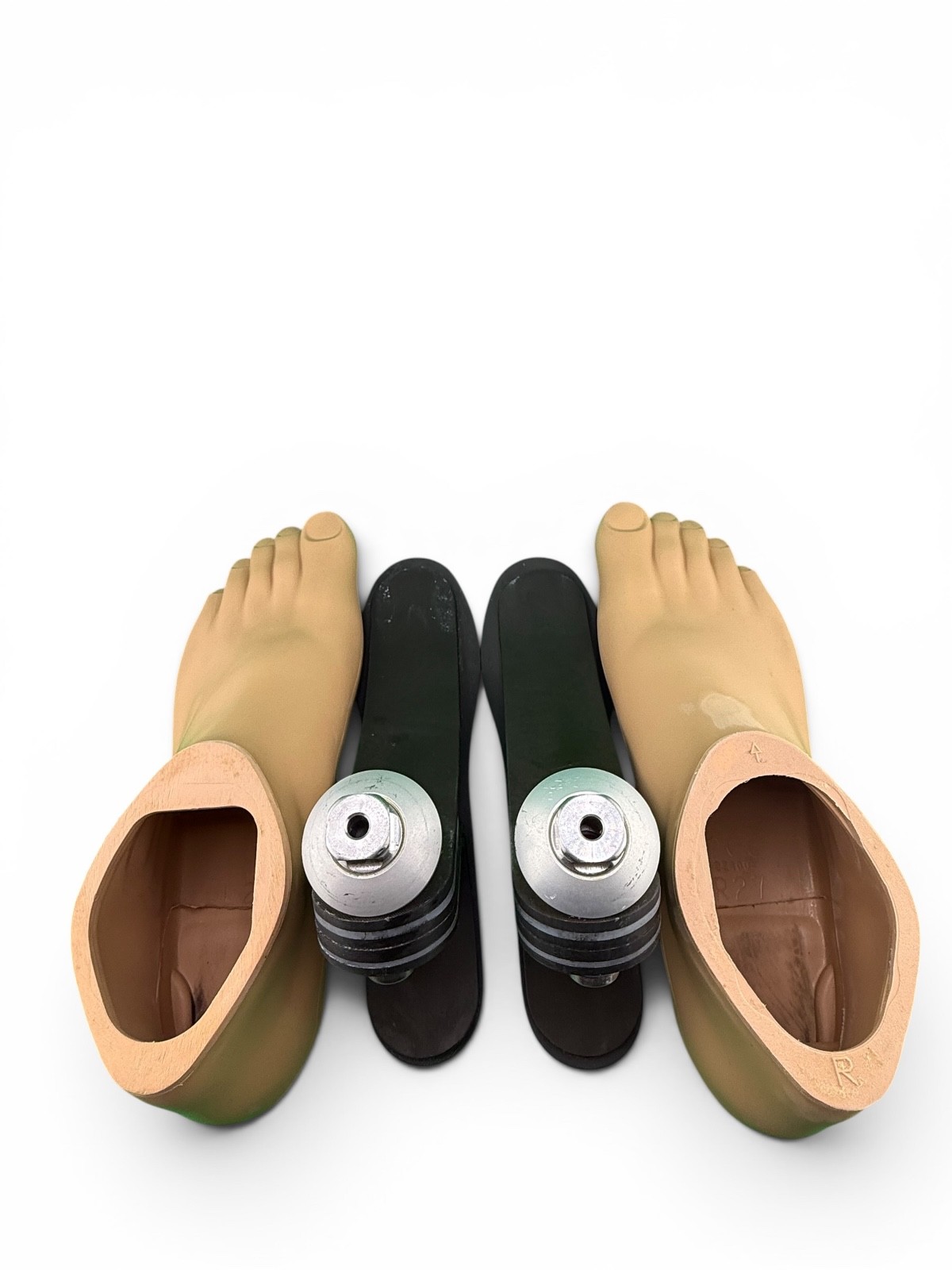 ottobock otto bock trias prosthetic feet. size 27. category 3. 1C30. Pair