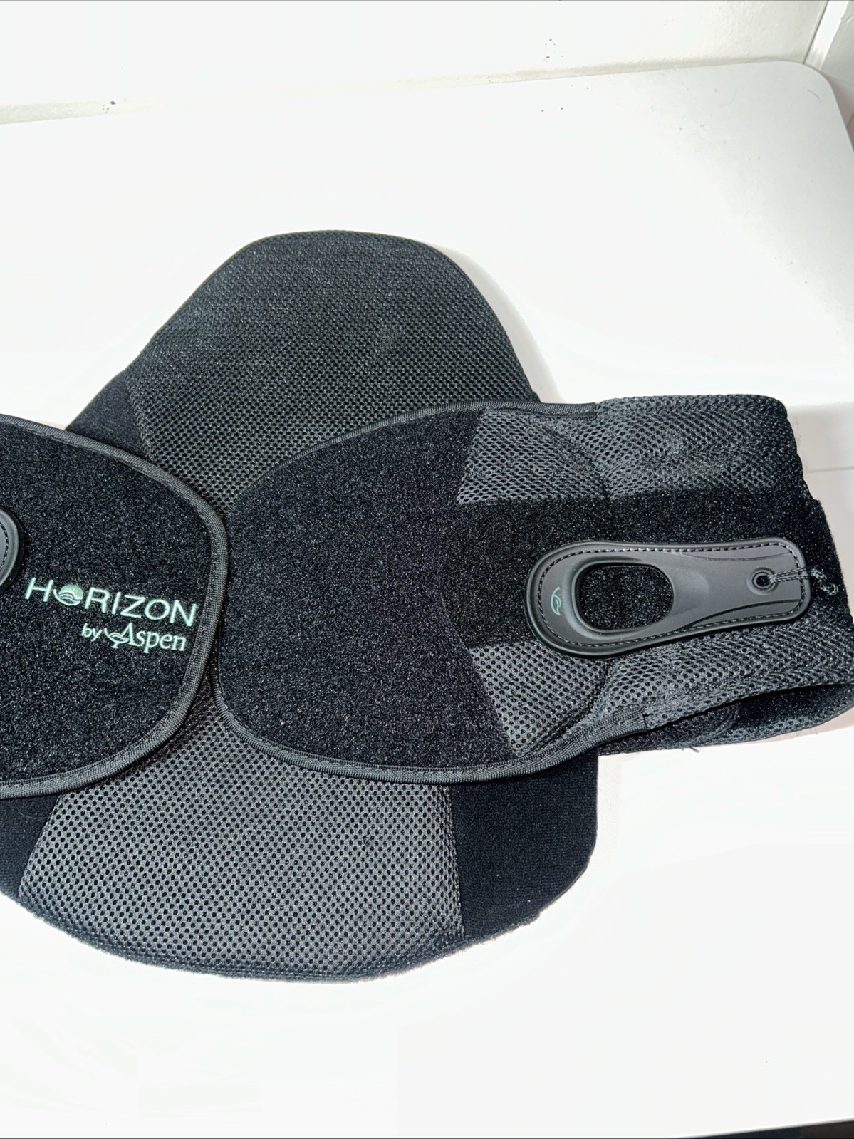Horizon By Aspen Adjustable Strap Back Brace Slighty Used Great Condition