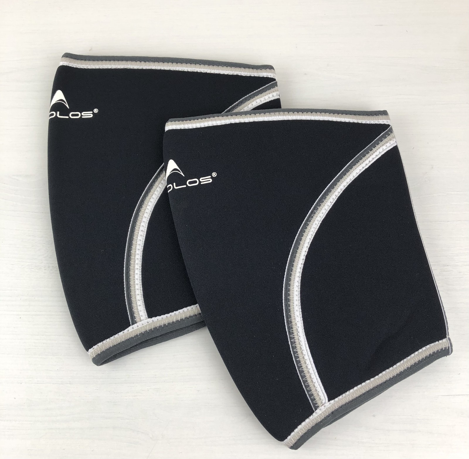 AEOLOS Knee Sleeves – Fitness Knee Support – XL – Black – 1 Pair – Brand New