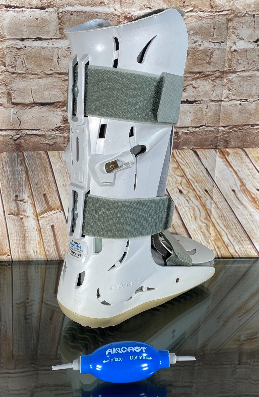 Aircast FP Walker Small Foam Pneumatic Ankle Walking Boot Air Cast Brace Support