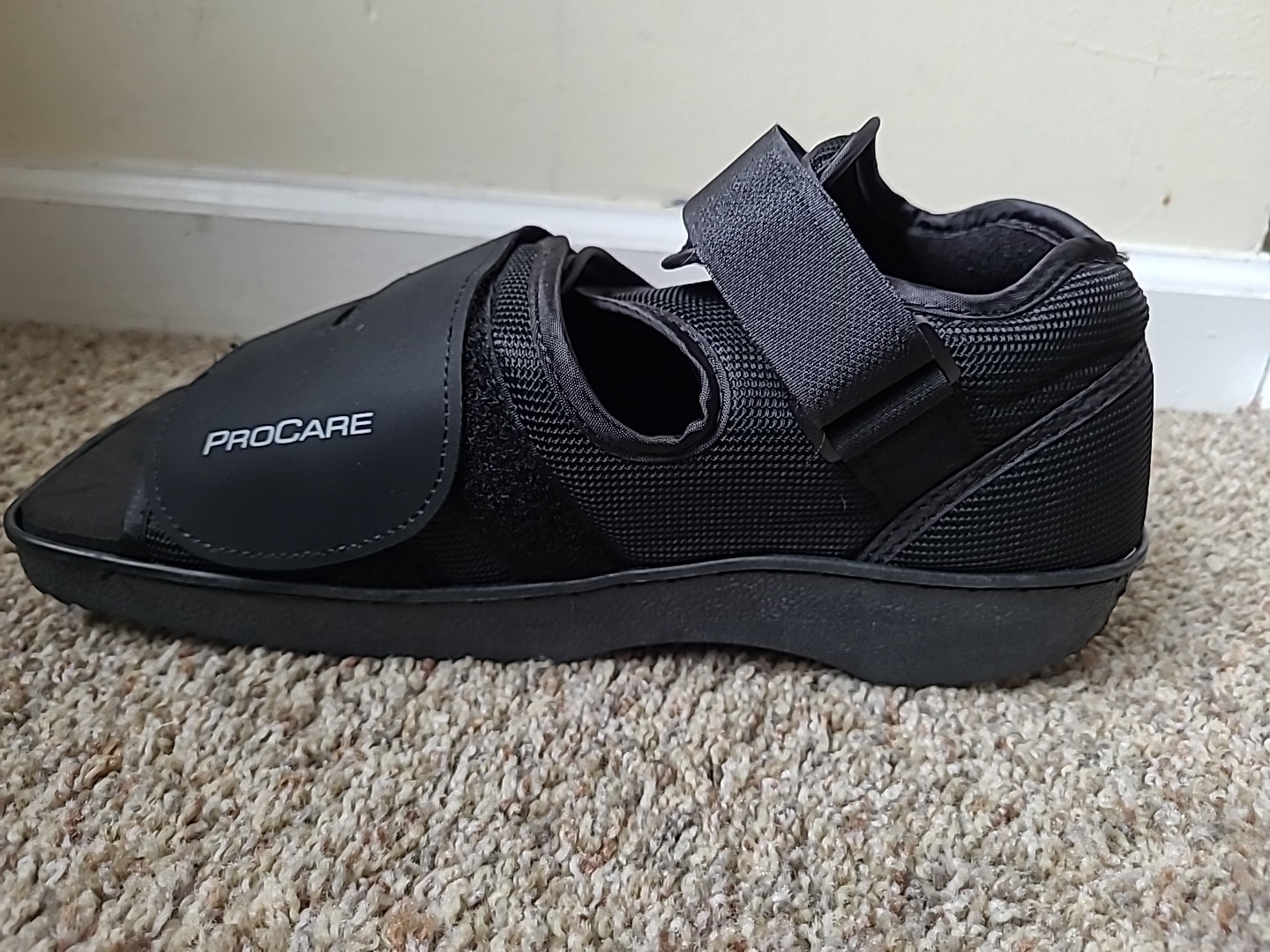 3 Very Good Walking boots Medium Ossur, AirCast, ProCare (B16)
