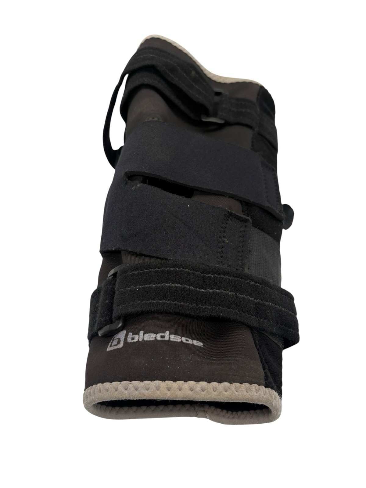 Bledsoe Soft knee Brace Size Large Right Knee
