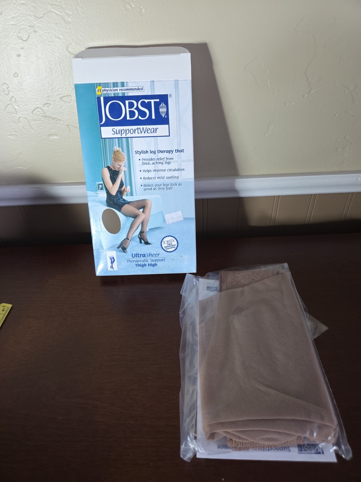 JOBST UltraSheer Thigh High Closed Toe 8-15mmHg (Silky Beige) Small Cat 117221