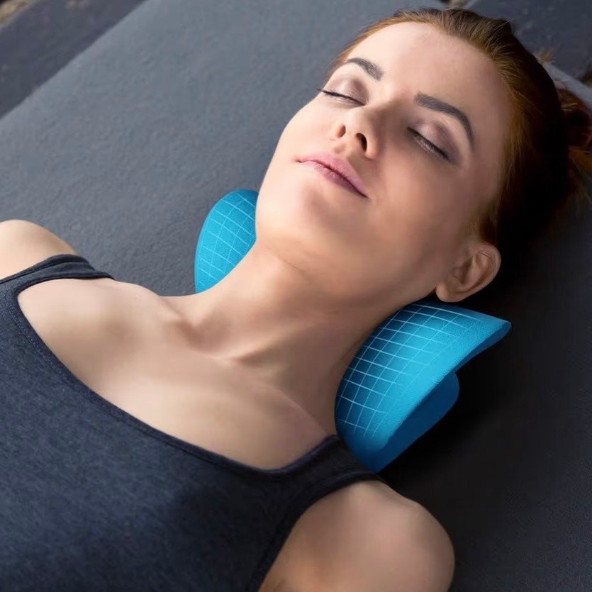 Neck Relaxer Cervical Traction Device Chiropractic Pillow Neck Posture Stretcher