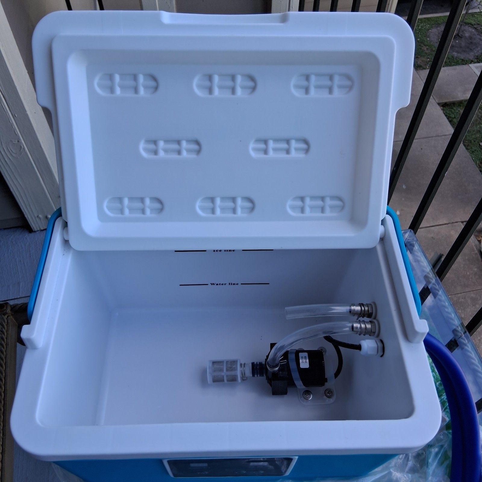 Brace Direct Ice Cold Therapy Machine – Cryotherapy for Pain Relief – No Pad
