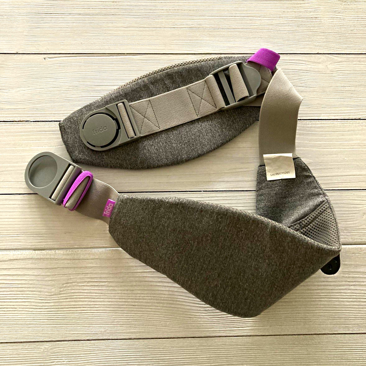 Ergobaby Adjustable Back Support Brace Belt, Size S, Gray/Purple