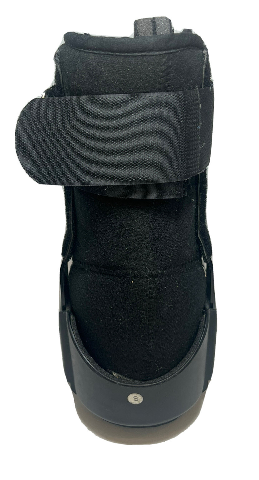 OTC Professional Short Leg Walker Boot Standard Size Small Pre-Owned