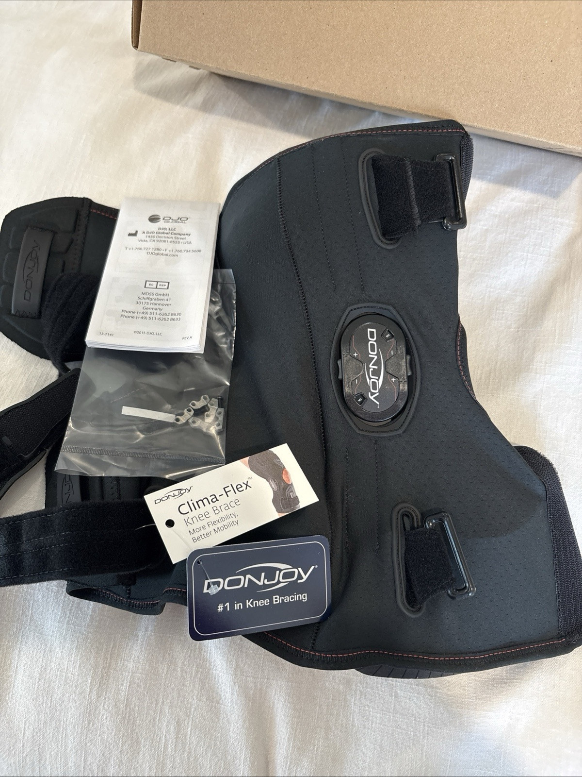 DonJoy Clima-Flex OA, Right Medial/Left Lateral (XXXL)- New in Box
