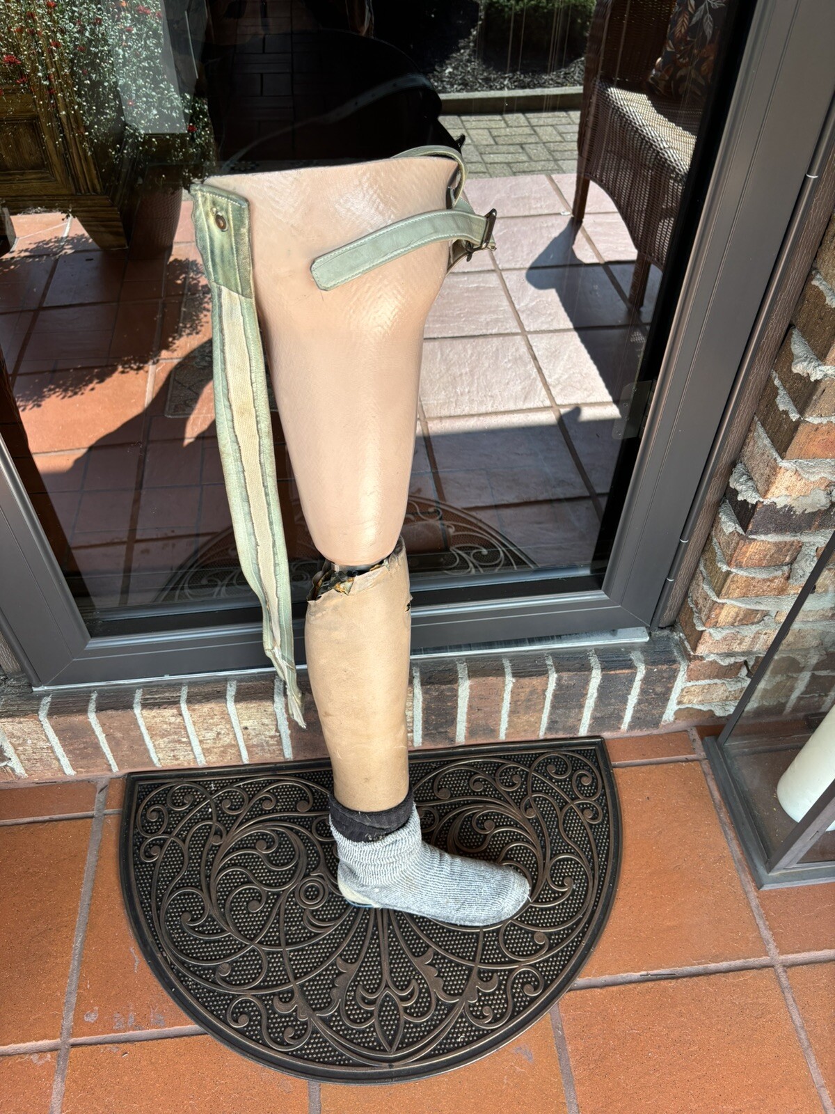 Prosthetic Right Knee Foot Leg Complete Above Knee Estate Find