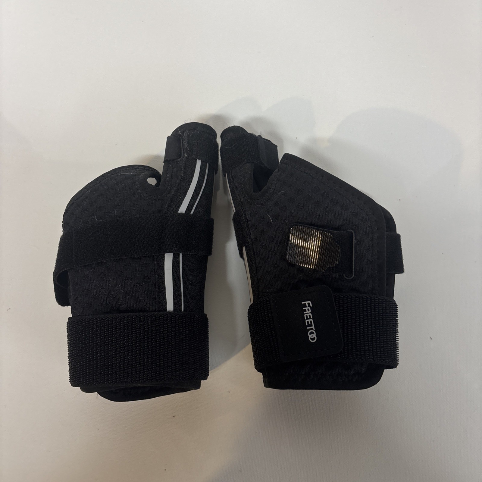 FREETOO Trigger Finger Splint for Thumb, Thumb Brace hb-212 Xs