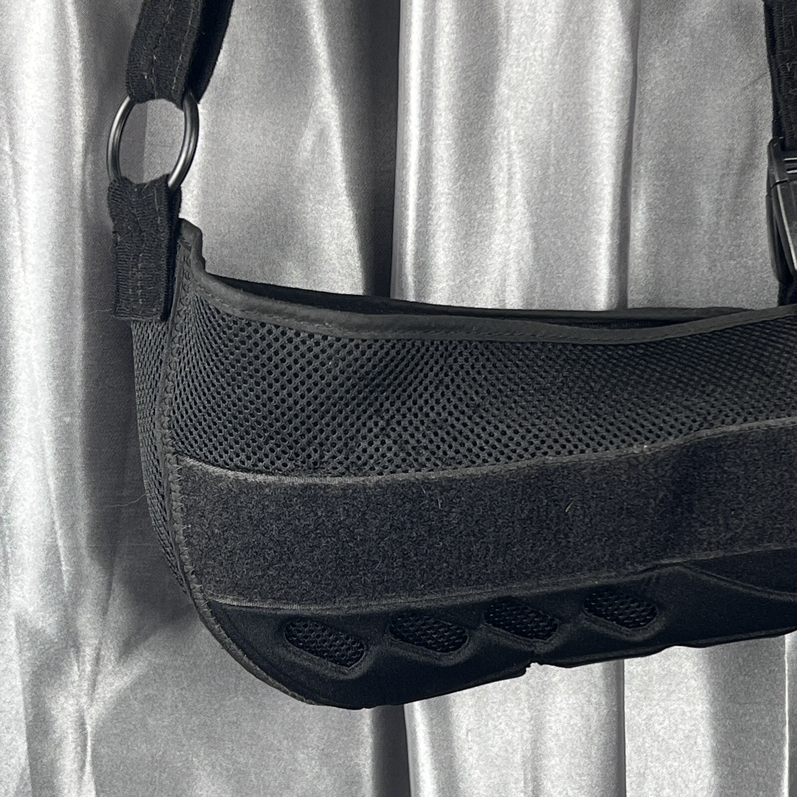 Donjoy Ultrasling III Size Med Black Adjustable Arm Sling – No Pillow Reversible