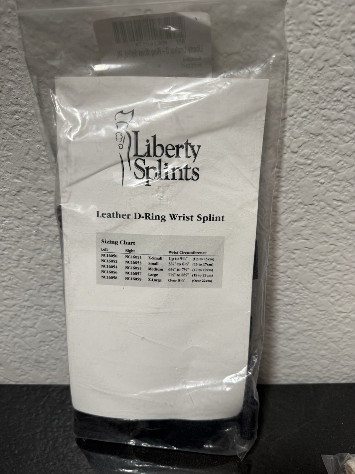 Liberty Leather D-Ring Wrist Splint Brace Medium Right Black NC16057