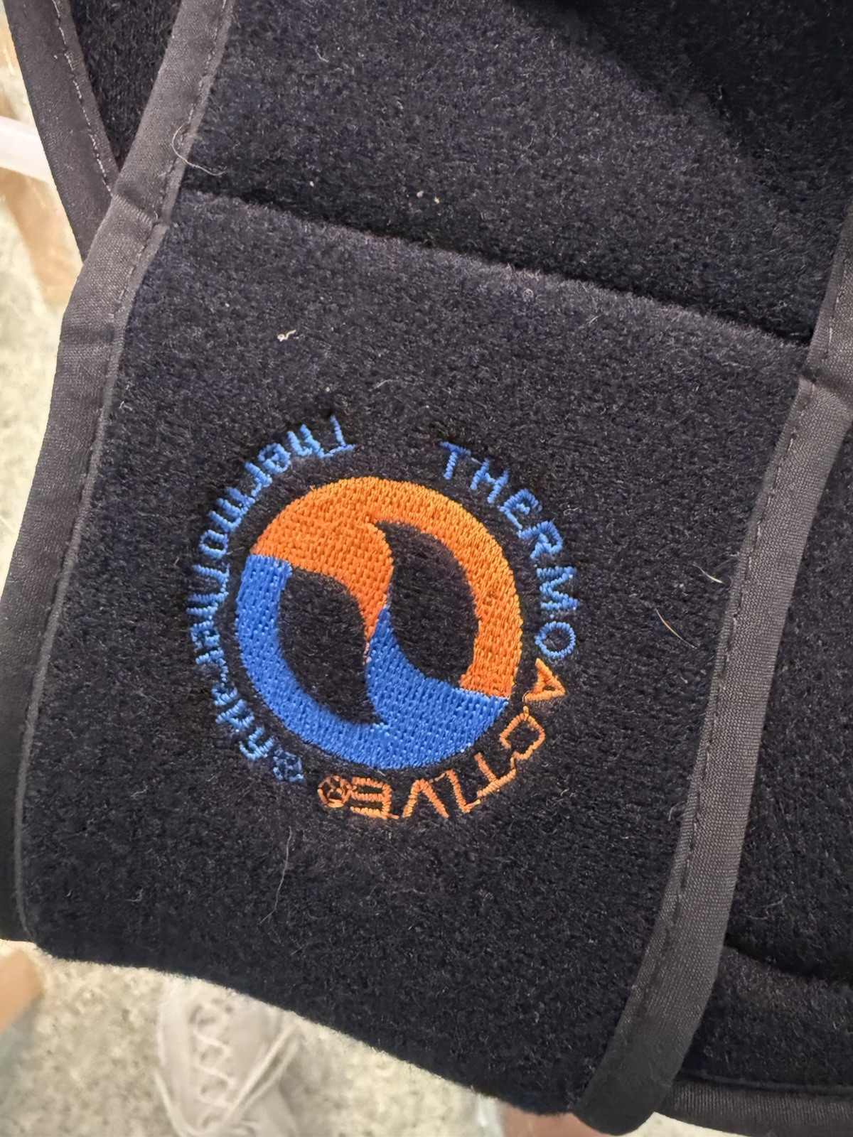 ThermoActive Hot & Cold Knee Support Compression Therapy (S)
