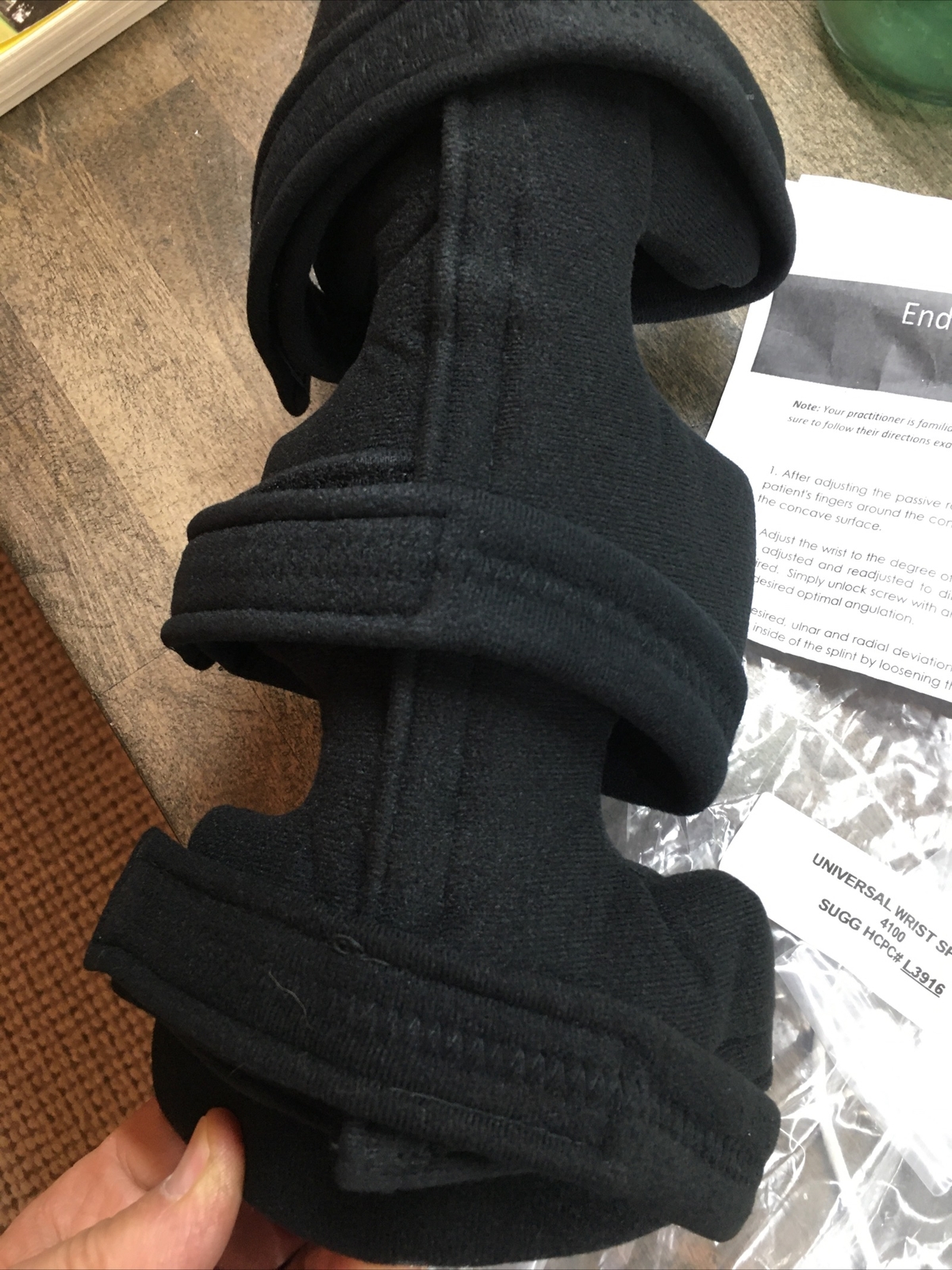 Universal Wrist Hand Splint 4100- Sugg HCPC L3916 – NEW