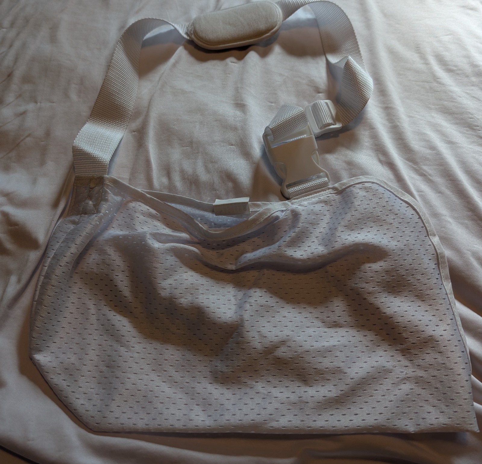 White Mesh Arm Sling One Size